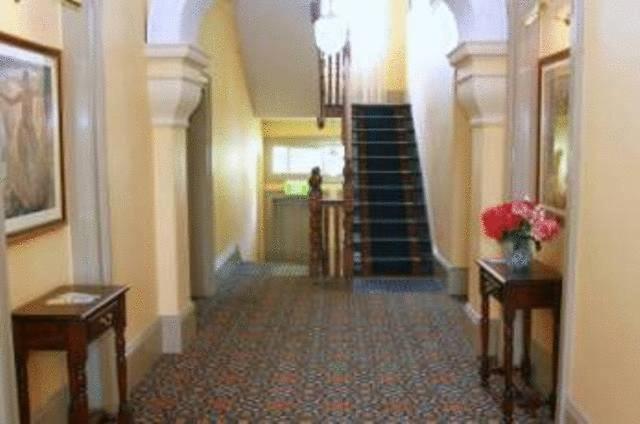Avonmore On The Park Boutique Hotel 4*