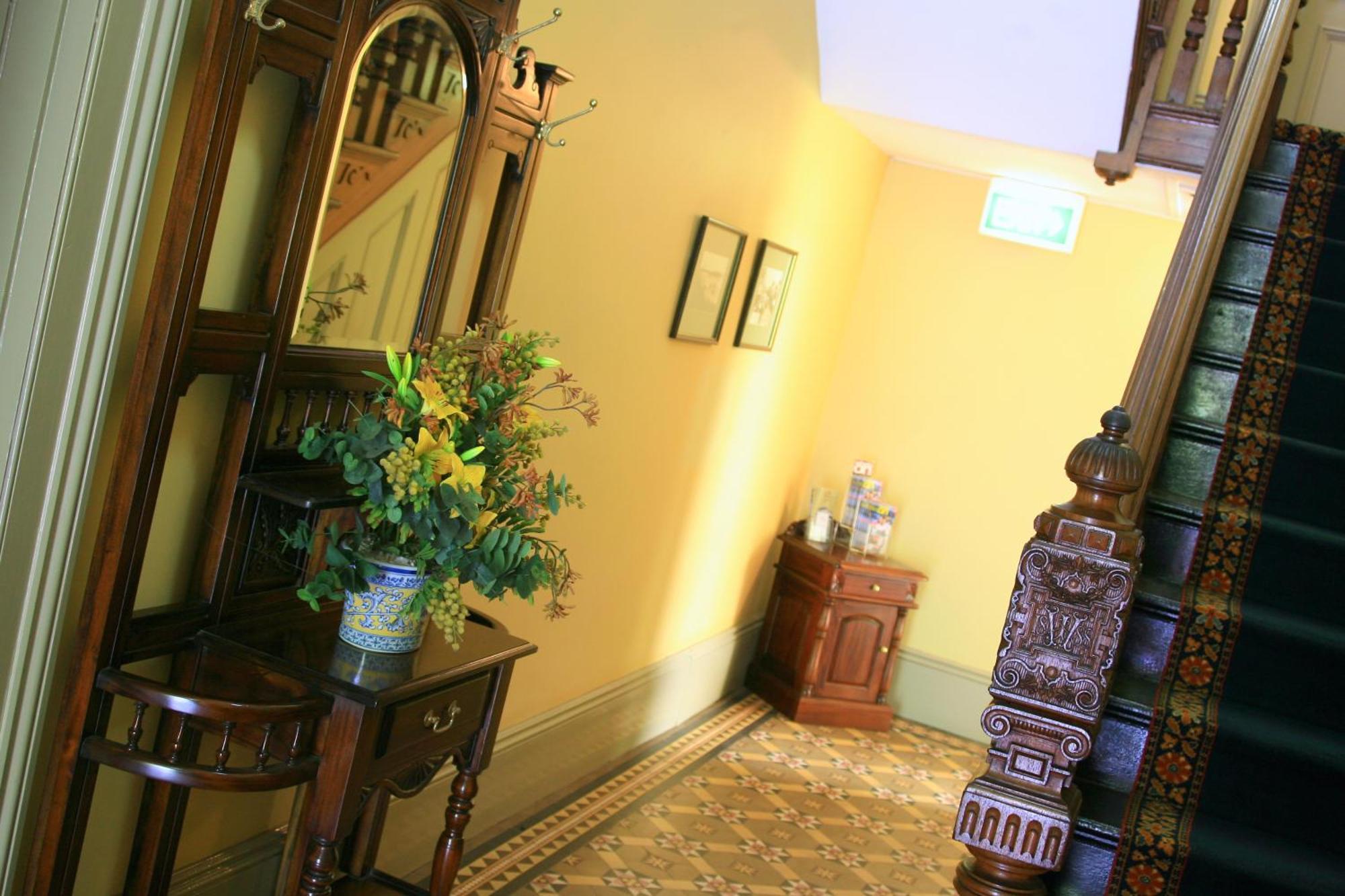 Avonmore On The Park Boutique 4*