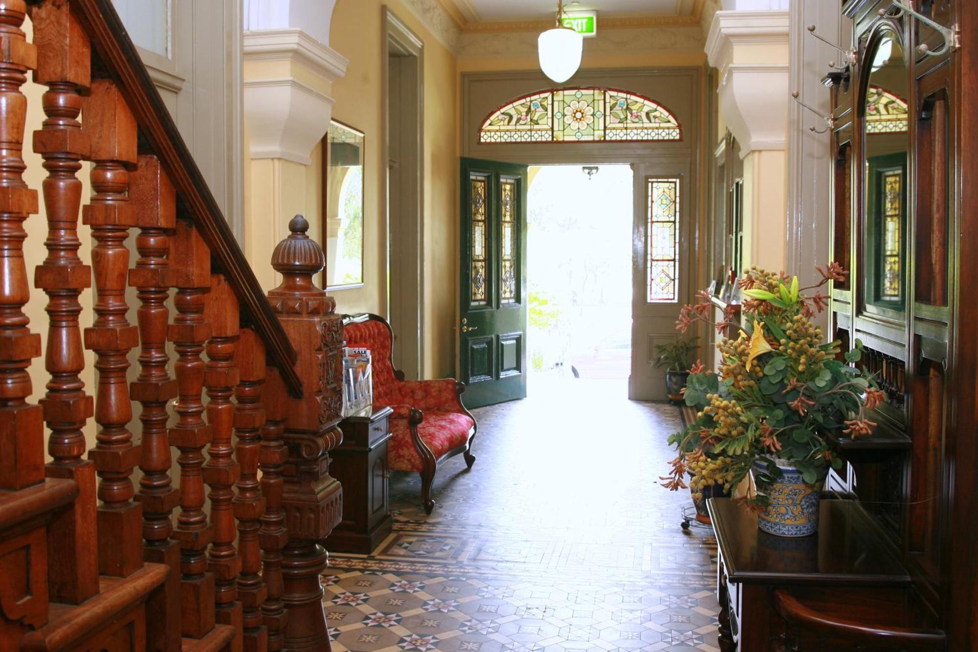 Avonmore On The Park Boutique Hotel 4*