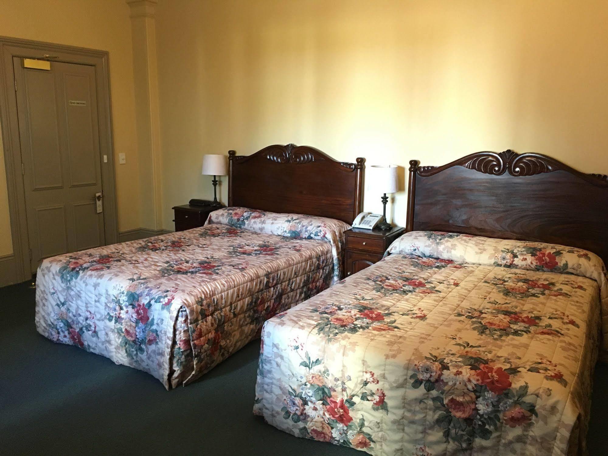 Avonmore On The Park Boutique Hotel