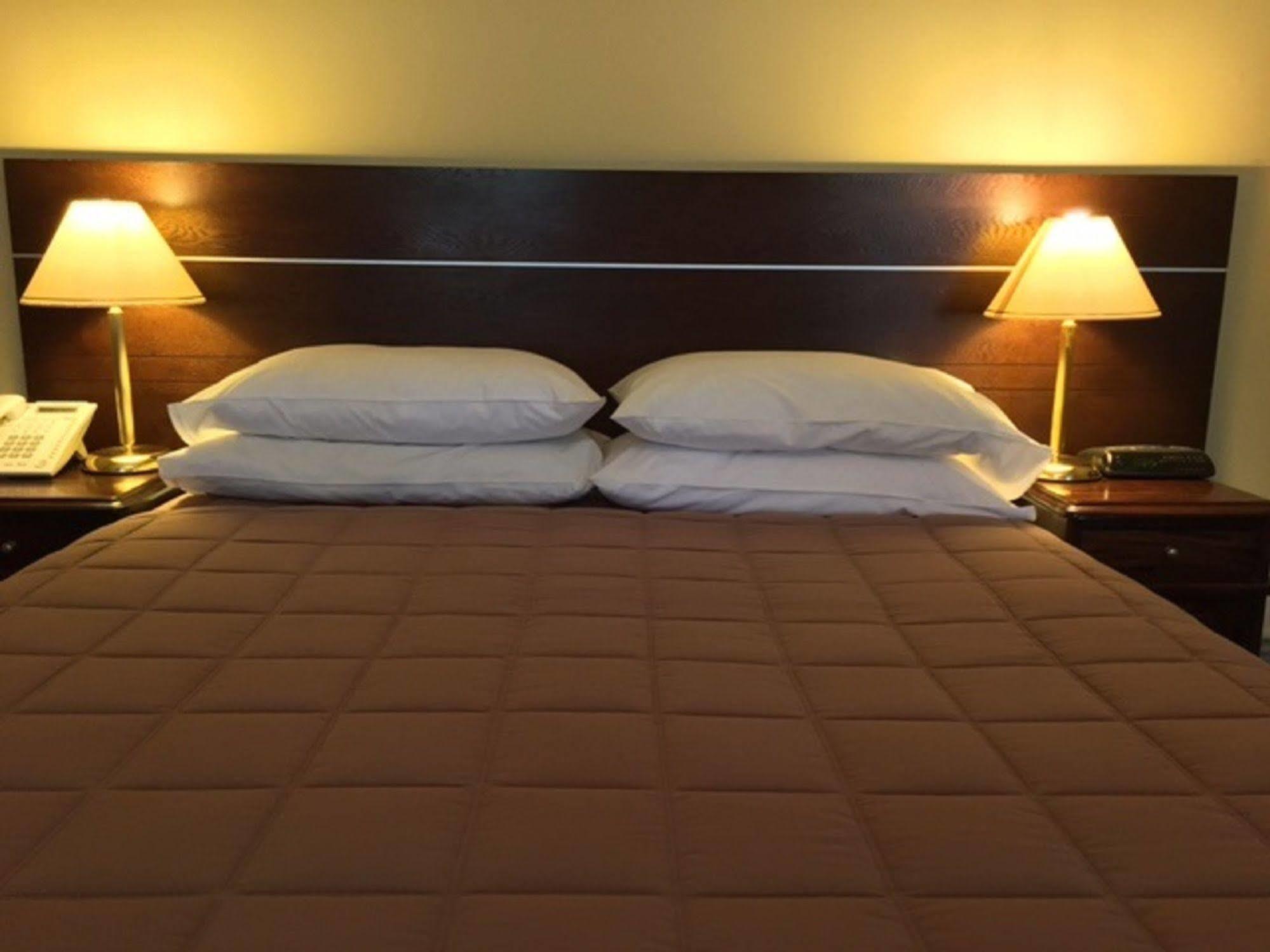 Hotel Avonmore On The Park Boutique 4*